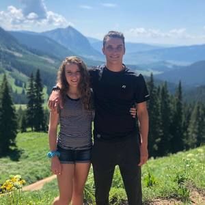 Meet your Posher, Cara